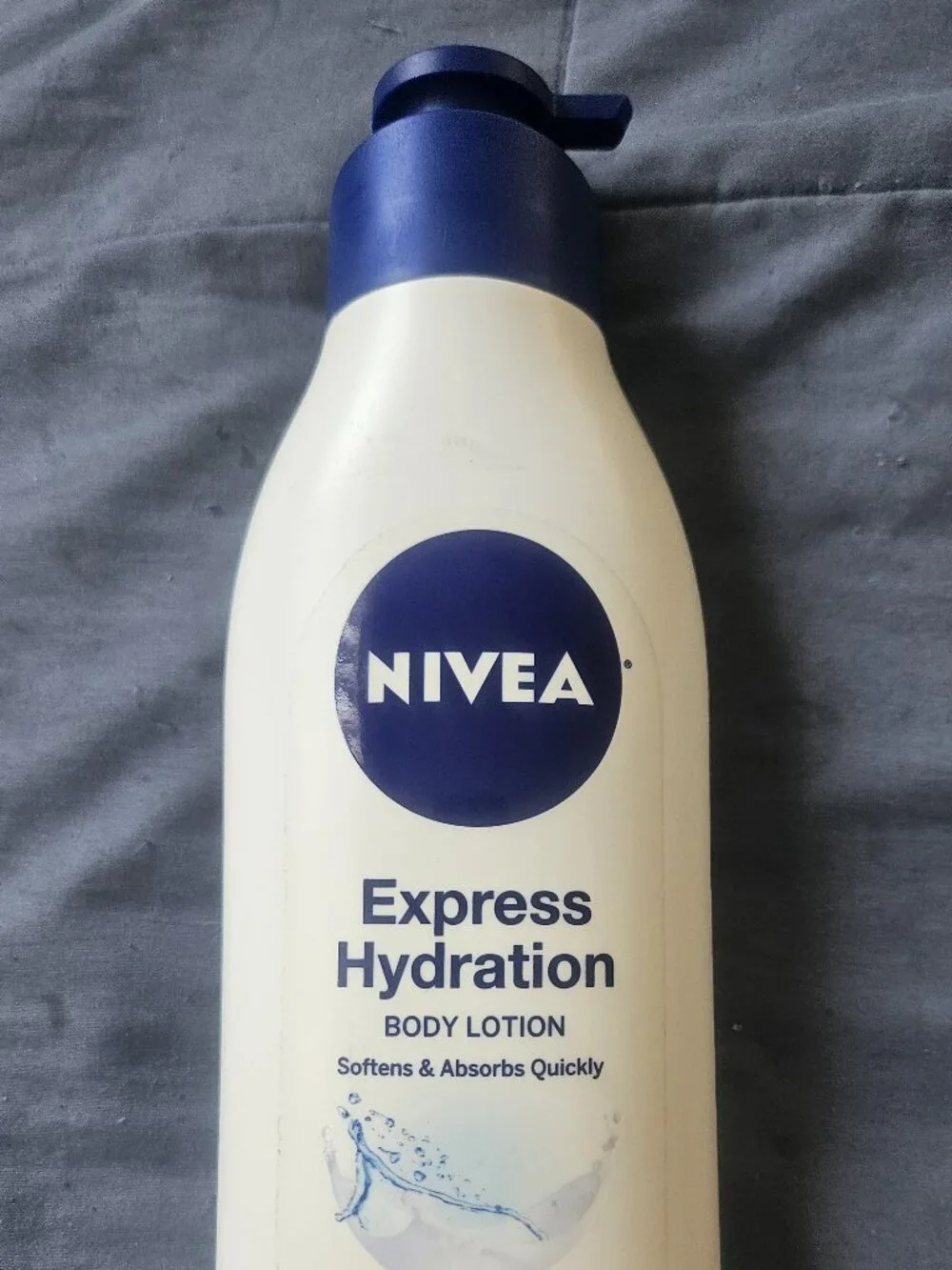 Nivea Express Hydration Body Lotion Lotus Flower Scent 16.9oz 500ml Discontinued